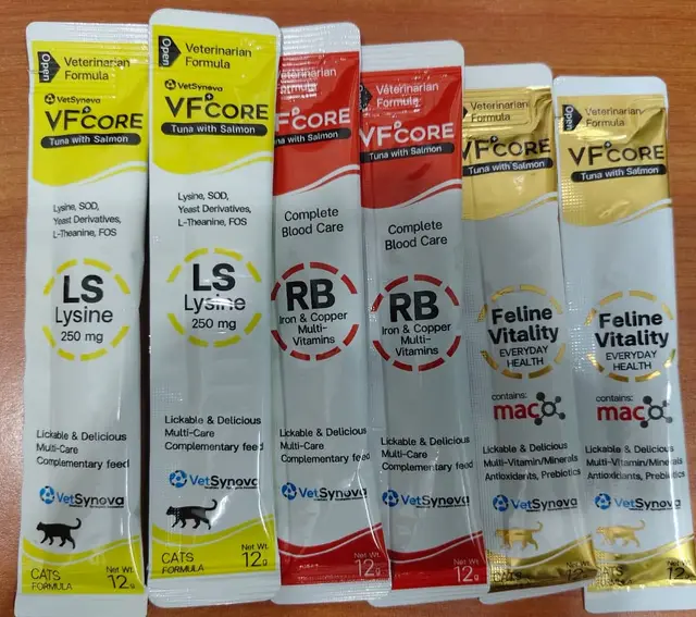 多条 VF+CORE 猫咪营养膏：LS、RB 和 Feline Vitality